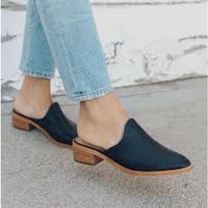 Soludos Venetian Leather Mules, Black Size 8